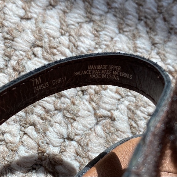 BOC Born Concept Brown Women's Strappy Sandal Shoes Size 7M - Picture 7 of 8